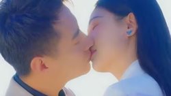 替闺蜜相亲总裁赖上我高清播放