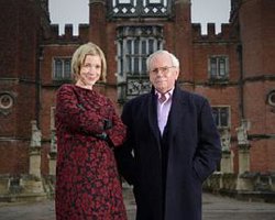 英国都铎的宝藏：汉普顿宫之夜高清播放