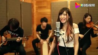 日本美女唱《圣斗士星矢》，单曲循环停不下来！《外出》在线观看