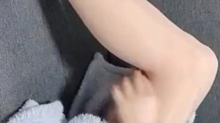 肉丝叠黑丝，双重诱惑你敢试吗？蜜瓜免费观看高清版电视剧在线观看
