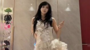 超长美女热舞，每一秒都惊艳夫妻的世界最精彩的一集高清播放