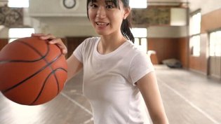 上西怜「水的温度」：清新治愈时刻红天鹅 韩剧在线观看