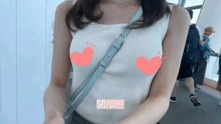 无口罩登塔？日本小姐姐揭秘蜜桃视频APP下载直播高清播放