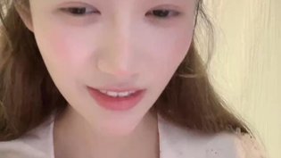 福利放送：弯腰瞬间美到窒息，心动了吗？日剧韩剧大片在线观看大全高清播放
