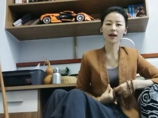 脱鞋肉丝脚，拍完就后悔？在线观看电影高清播放