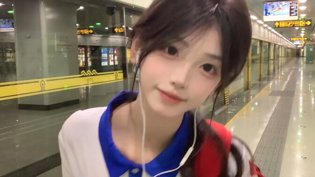 高中生最爱？这风格太绝了少女和大叔的韩国悬疑电影在线观看