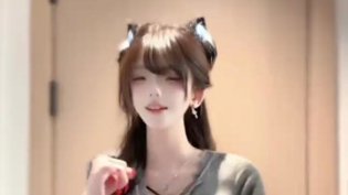 丝滑连招秀操作，帅到没朋友少女和大叔的韩国悬疑电影高清播放