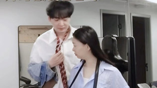 广子喷香水开屏，萨摩式感情戏笑翻全场电影高清