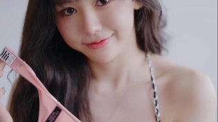 善解人衣×甜妹judy隔空换装秀电视剧排行榜高清播放