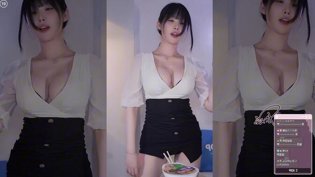 BJ热舞现场，燃爆你的心跳师生恋在线观看