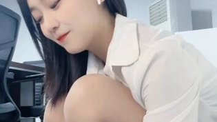 肉丝高跟大长腿，制服诱惑难挡秘密花园真人版第一季在线观看