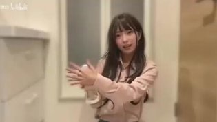 大学樱花妹演示挤奶器，好奇点进来红桃网在线观看