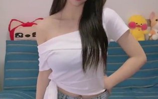 抖音美女大合集，一次看个够三女一男韩剧免费全集在线观看高清播放