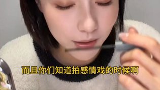 拍感情戏周围全是人,成果直播谈反应两个人MV