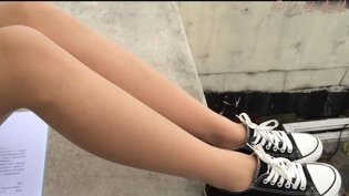 大学生美女帆布鞋肉丝写真适合晚上播放的电影推荐苹果版