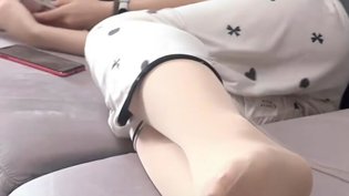 厚肉丝穿搭秒变时尚焦点，韩剧免费看17在线观看免费高清电视剧狂飙在线观看