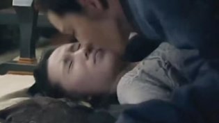 港产原声吻戏,强势到不松口!爱丫爱丫MV