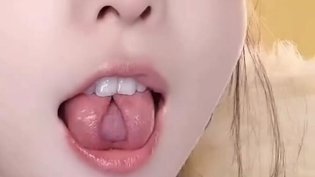 舌女神技惊艳四座，天赋异禀看呆众人！小妇人在线观看免费版电视剧高清播放